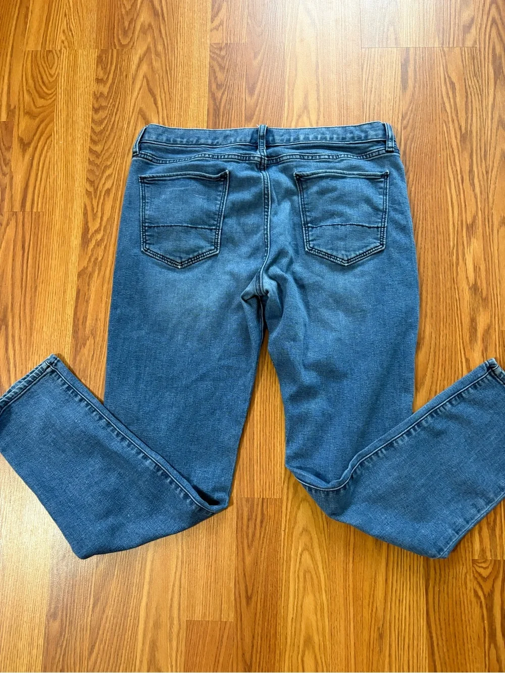 Banana Republic Men’s Skinny Jeans - Medium Blue Denim